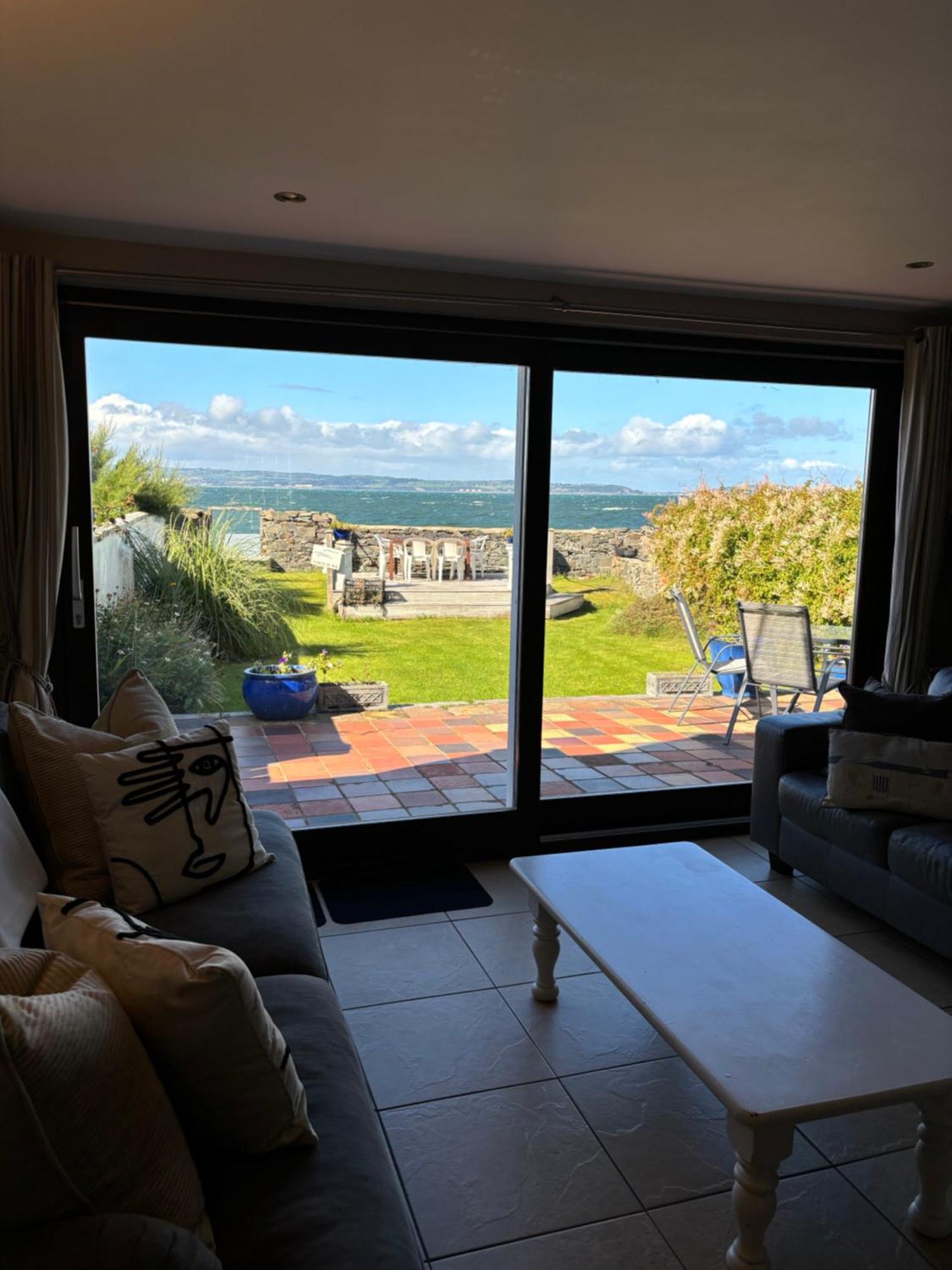 Splash Cottage Beach House With Sea Lapping Garden Бангор Экстерьер фото